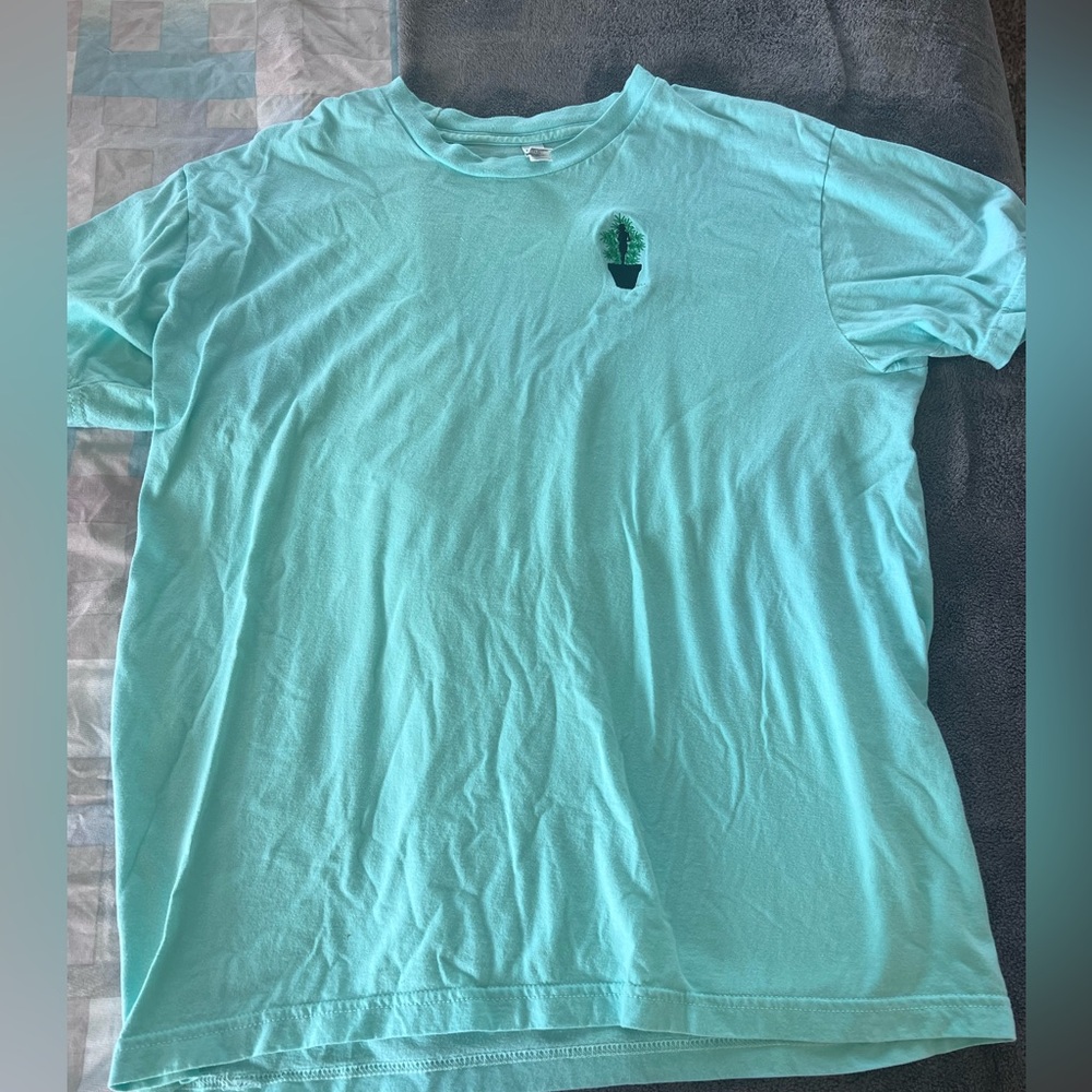 YGG (YouGroGirl) Plant Tshirt Size Large
